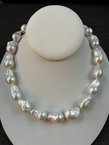 Baroque Pearl Necklace